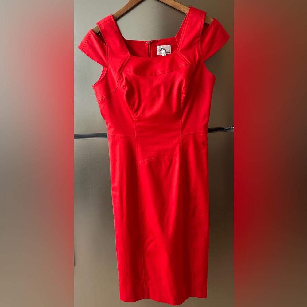 Milly Red Sheath Dress Size 6 Structured Cap Sleeve Made in USA